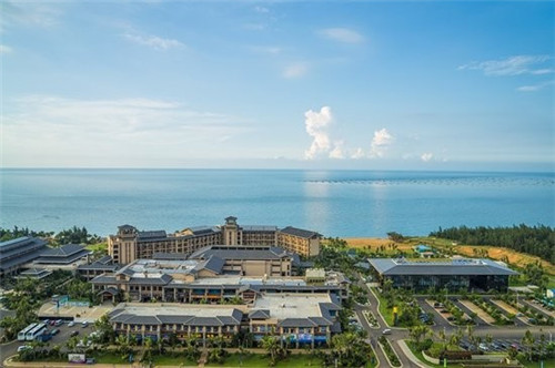 隐形桥后面是什么景点啊（隐形桥后面是什么景点啊视频）